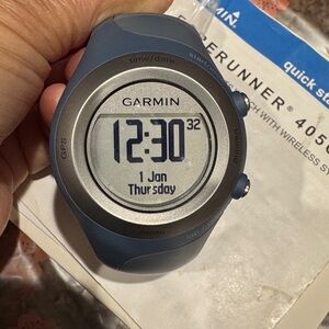 EUC Garmin Forerunner 405CX - https://www.garmin.com/en-US/p/31859/